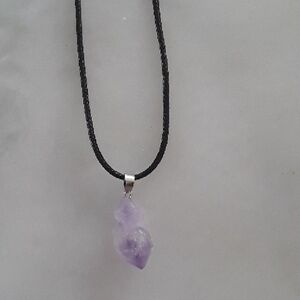 Elegant Light Purple Crystal Pendant Necklace